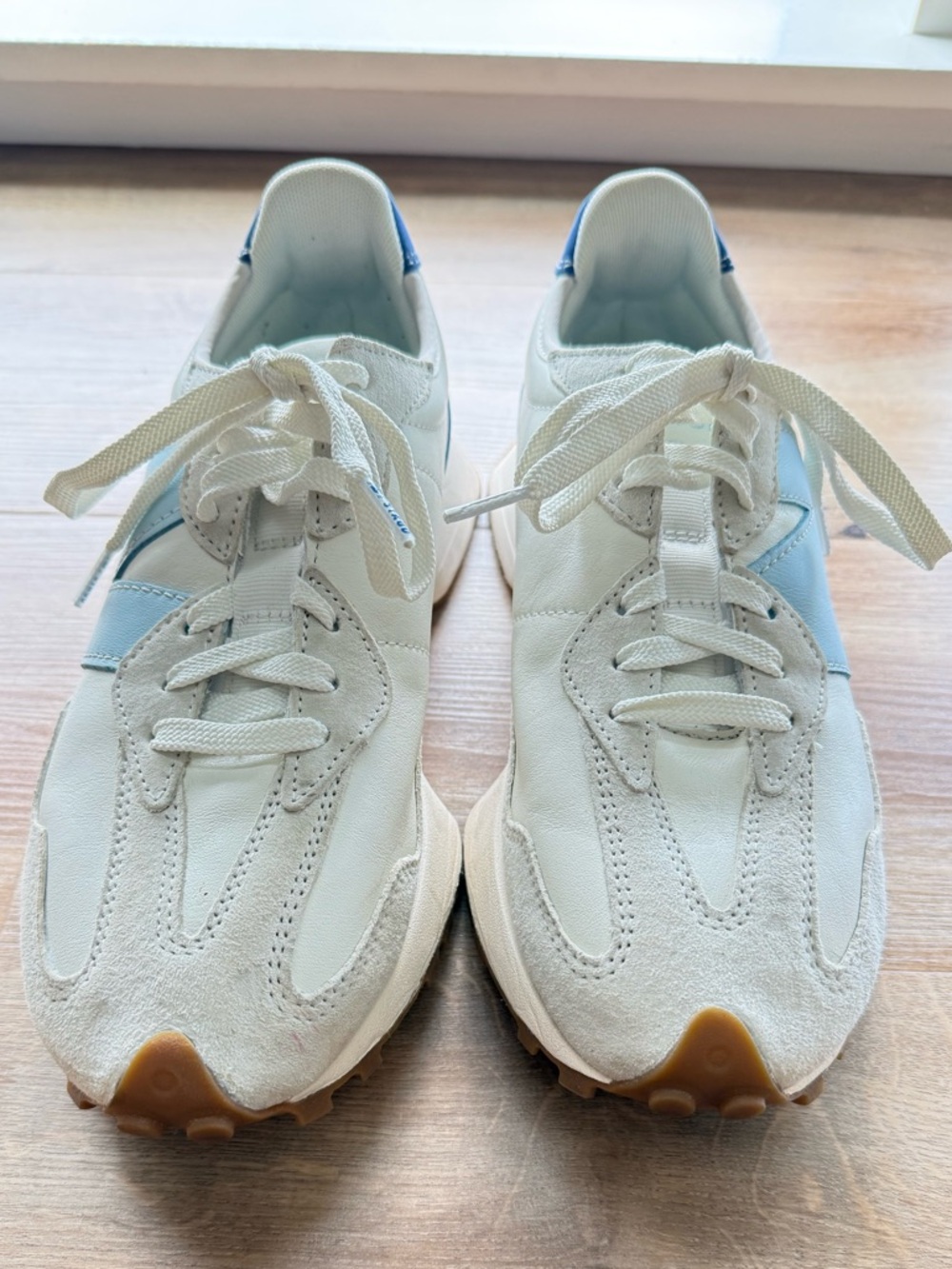 New Balance Staud 327 collab Sea Salt and blue Men's 9/42.5 Women’s 10.5 EUC - Picture 4 of 8